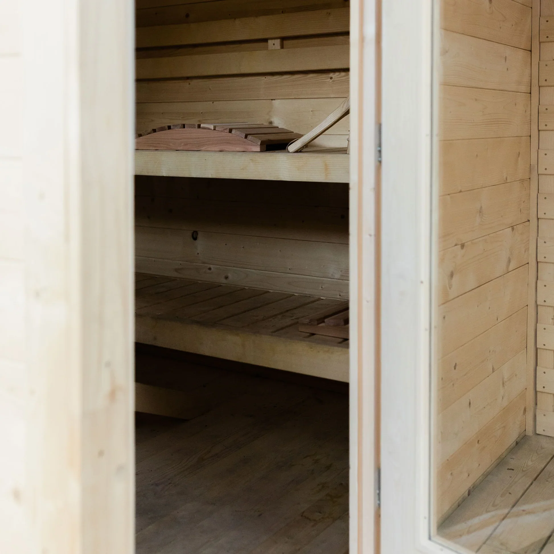 Almost Heaven 3-6 Person Timberline Outdoor Sauna (Heritage Collection) - Image 6