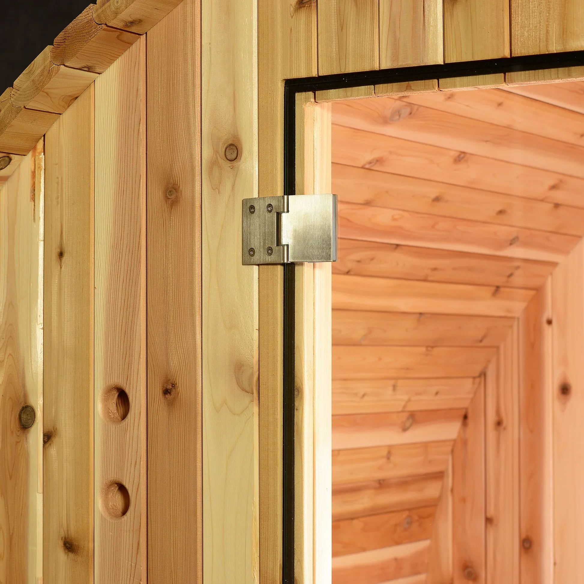 Almost Heaven Essex 4-Person Classic Barrel Sauna - Image 5
