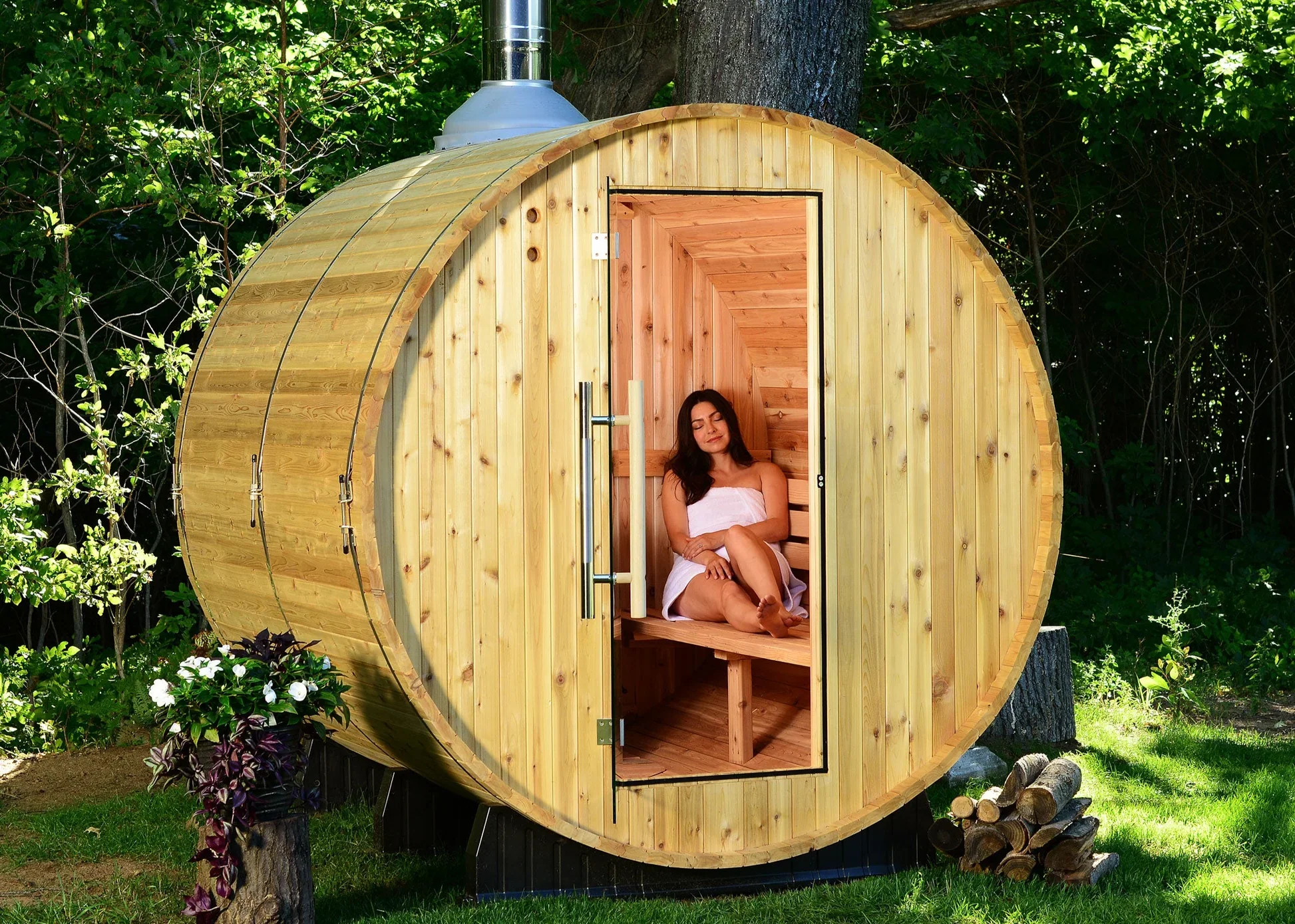 Almost Heaven Seneca 6-Person Classic Barrel Sauna - Image 2