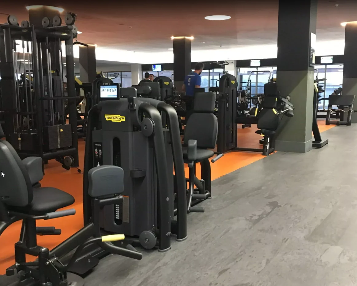 Elite Seamless Vulcanized Rubber Gym Flooring - Image 3