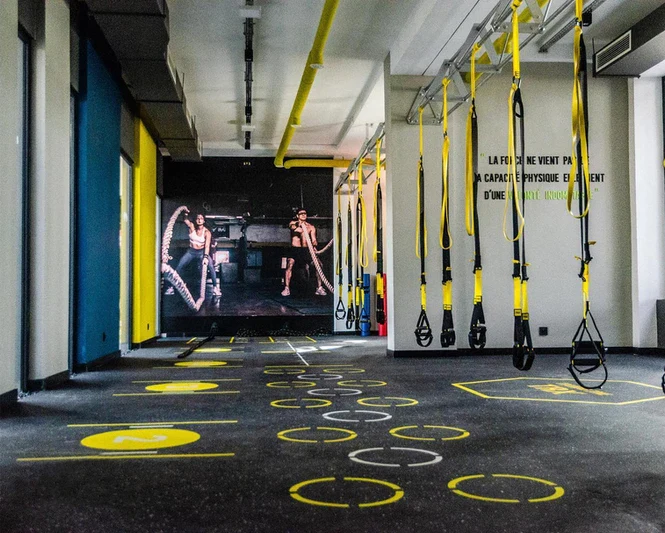 Seamless Vulcanized Rubber Gym Flooring - Image 17